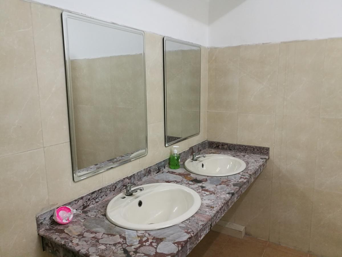 Dengba Hostel Γιανγκόν Εξωτερικό φωτογραφία