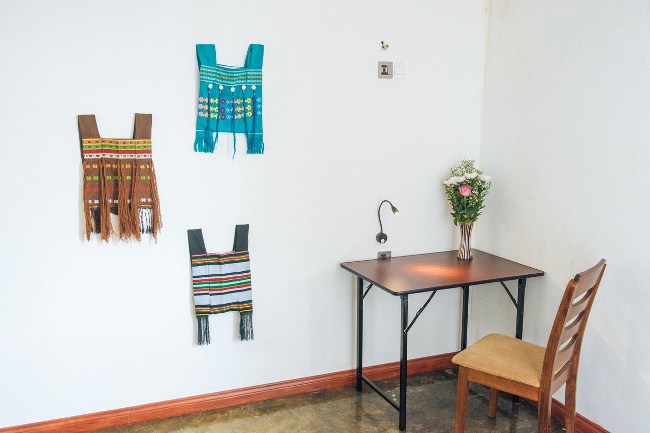 Dengba Hostel Γιανγκόν Εξωτερικό φωτογραφία
