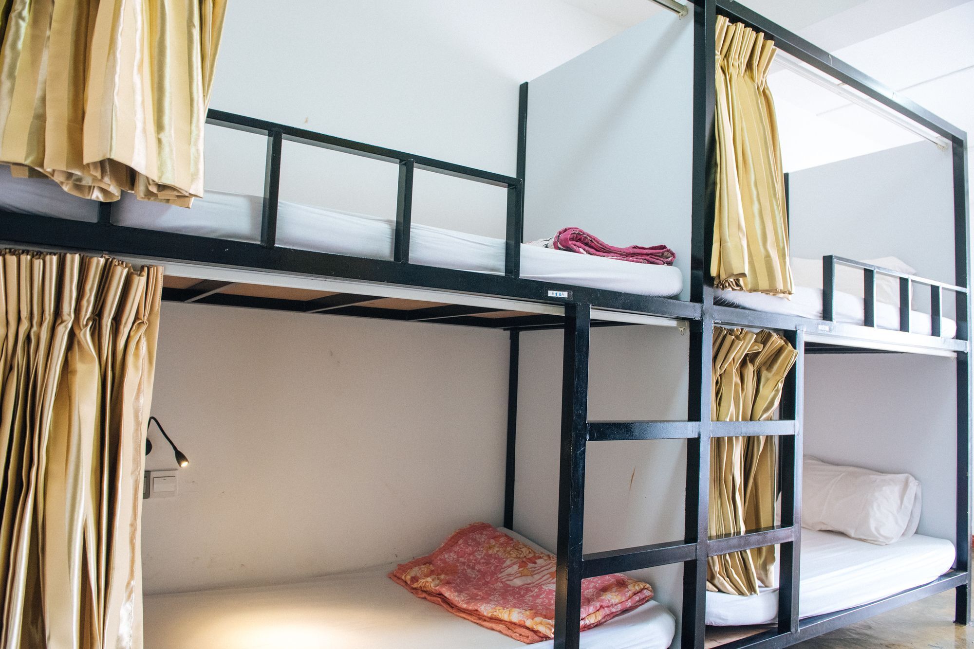 Dengba Hostel Γιανγκόν Εξωτερικό φωτογραφία