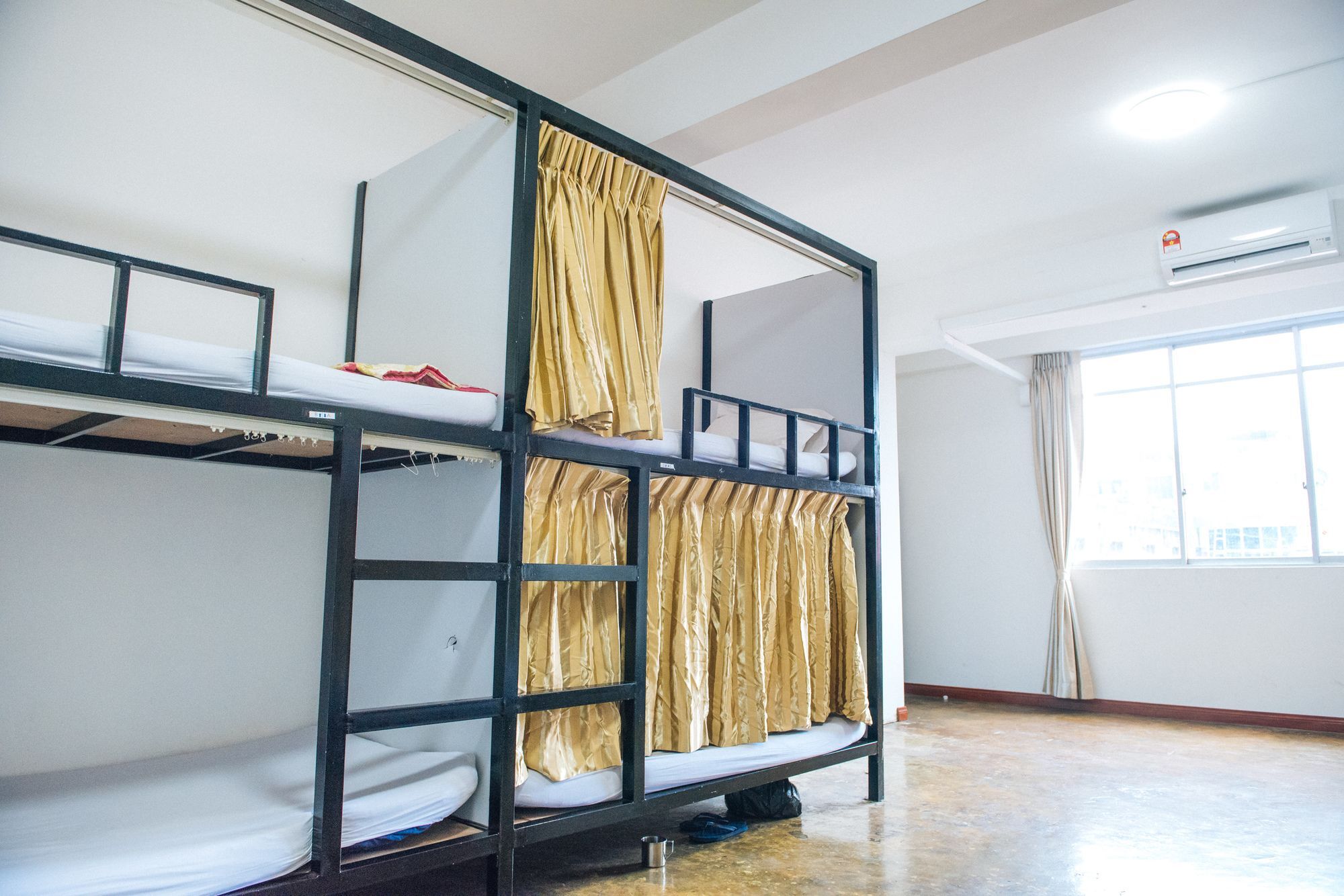 Dengba Hostel Γιανγκόν Εξωτερικό φωτογραφία